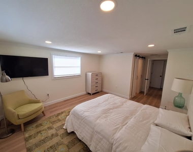 1203 Lyric Lane - Photo Thumbnail 16