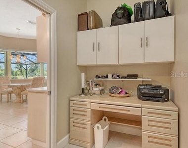 9477 Cedar Ridge Lane - Photo Thumbnail 14