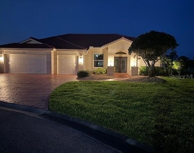 9477 Cedar Ridge Lane - Photo Thumbnail 36