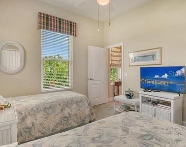 9477 Cedar Ridge Lane - Photo Thumbnail 28