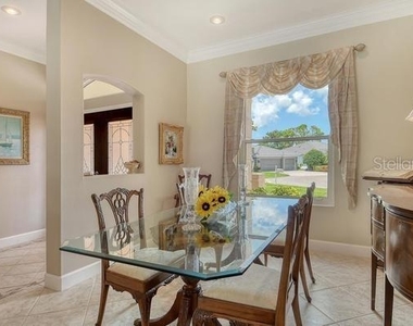 9477 Cedar Ridge Lane - Photo Thumbnail 4