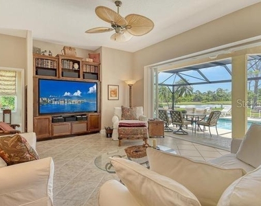 9477 Cedar Ridge Lane - Photo Thumbnail 16