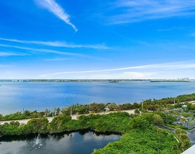 5070 N Ocean Drive - Photo Thumbnail 15