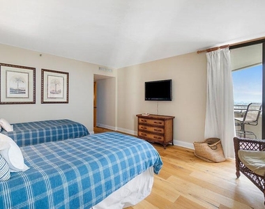 5070 N Ocean Drive - Photo Thumbnail 12