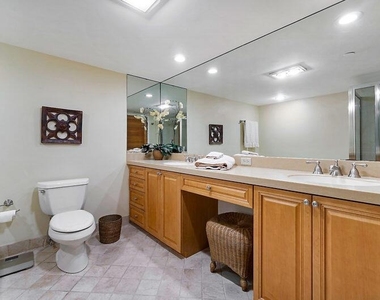 5070 N Ocean Drive - Photo Thumbnail 10