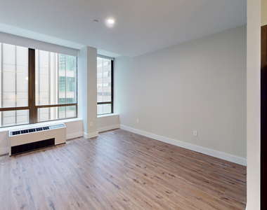 95 Wall Street - Photo Thumbnail 2