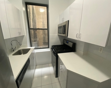  West 72nd Street - Photo Thumbnail 8