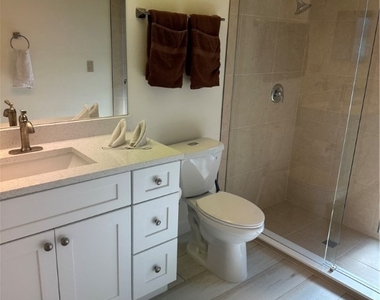 3402 Se 11th Avenue - Photo Thumbnail 8