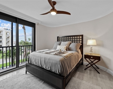 9653 Gulf Shore Drive - Photo Thumbnail 11