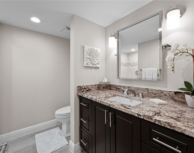 9653 Gulf Shore Drive - Photo Thumbnail 14