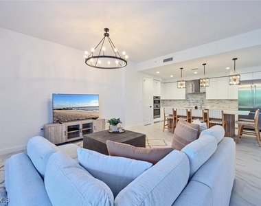 1115 Central Avenue - Photo Thumbnail 3