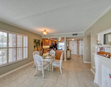 105 Island Way - Photo Thumbnail 17
