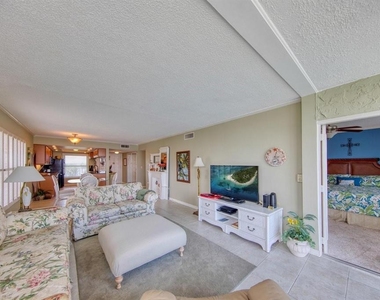 105 Island Way - Photo Thumbnail 21