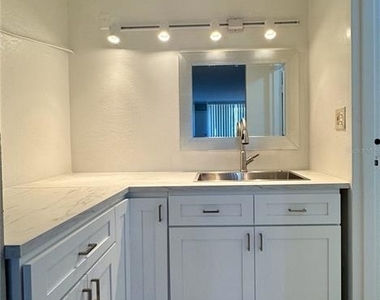 7900 S Orange Blossom Trail - Photo Thumbnail 2