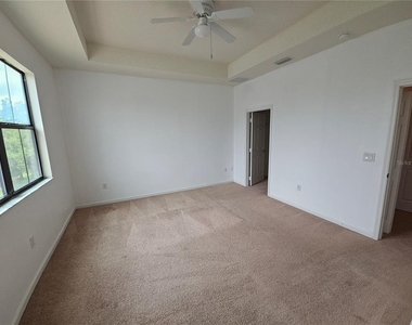 1899 Portofino Meadows Boulevard - Photo Thumbnail 2