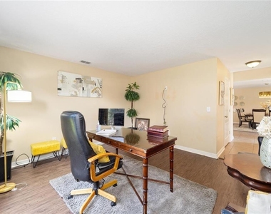 14308 Nw 161st Avenue - Photo Thumbnail 8
