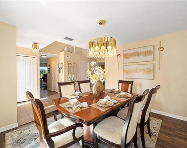 14308 Nw 161st Avenue - Photo Thumbnail 6
