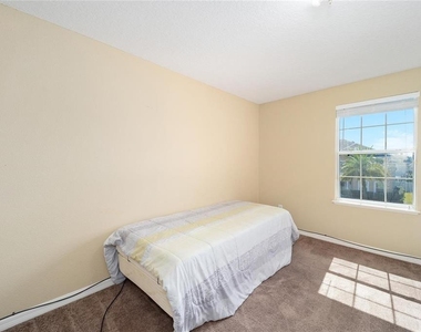 14308 Nw 161st Avenue - Photo Thumbnail 21
