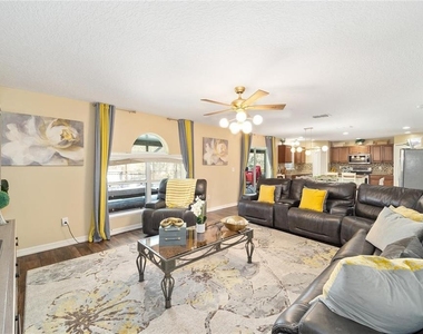 14308 Nw 161st Avenue - Photo Thumbnail 9
