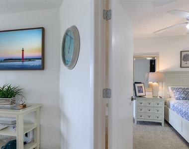 2601 W Marion Avenue - Photo Thumbnail 19