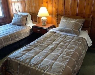 172 College Place - Photo Thumbnail 8