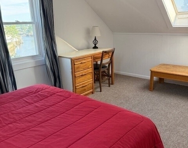 2142 Fairfield Beach Road - Photo Thumbnail 12