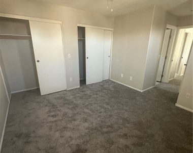 6929 Graceful Cloud Avenue - Photo Thumbnail 16