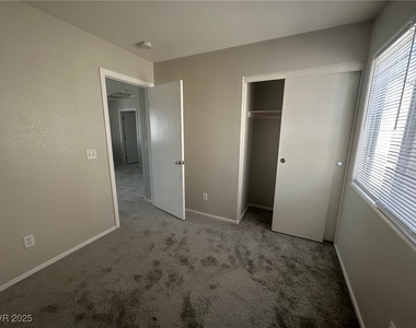 6929 Graceful Cloud Avenue - Photo Thumbnail 8
