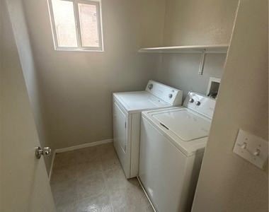 6929 Graceful Cloud Avenue - Photo Thumbnail 12