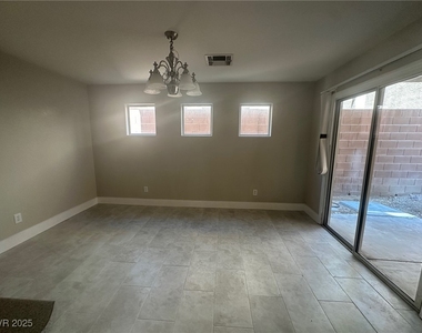 6929 Graceful Cloud Avenue - Photo Thumbnail 5