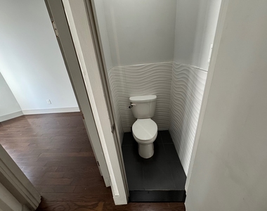 26 Wilson Street - Photo Thumbnail 5