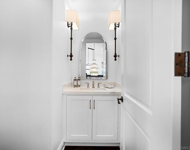 1070 Coronado Avenue - Photo Thumbnail 42