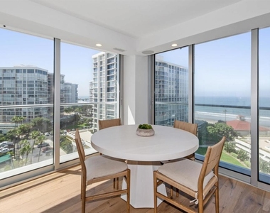 1710 Avenida Del Mundo - Photo Thumbnail 11