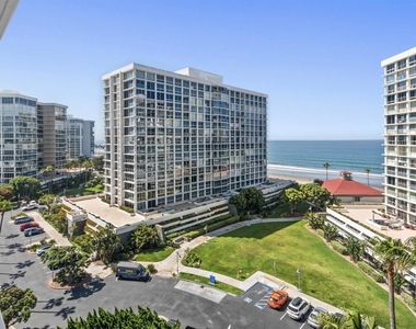 1710 Avenida Del Mundo - Photo Thumbnail 19