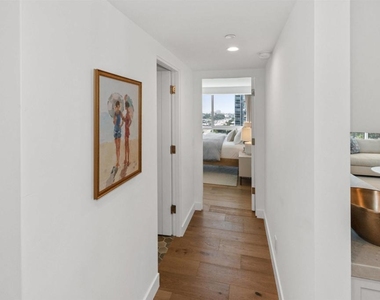 1710 Avenida Del Mundo - Photo Thumbnail 33