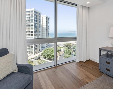 1710 Avenida Del Mundo - Photo Thumbnail 23