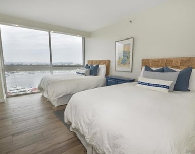 1710 Avenida Del Mundo - Photo Thumbnail 13