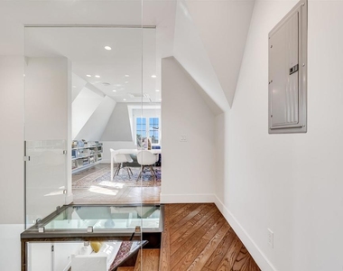 7135 Olivetas Avenue - Photo Thumbnail 20