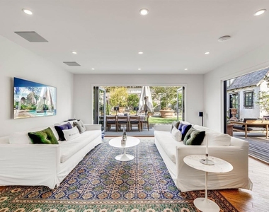 7135 Olivetas Avenue - Photo Thumbnail 17