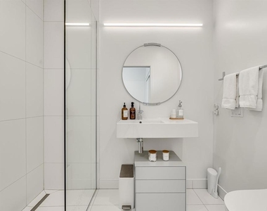 7135 Olivetas Avenue - Photo Thumbnail 37