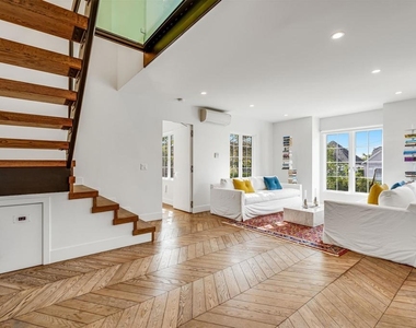 7135 Olivetas Avenue - Photo Thumbnail 6