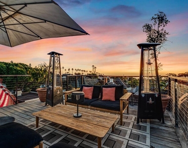 7135 Olivetas Avenue - Photo Thumbnail 4