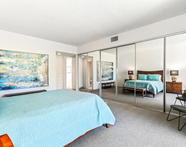 215 Desert Lakes Drive - Photo Thumbnail 26