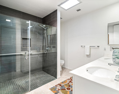 215 Desert Lakes Drive - Photo Thumbnail 28