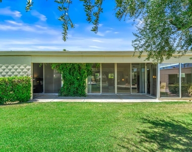215 Desert Lakes Drive - Photo Thumbnail 38