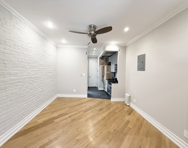 279 East 10th Street - Photo Thumbnail 2