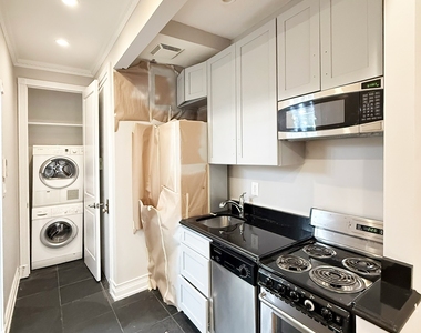 279 East 10th Street - Photo Thumbnail 6