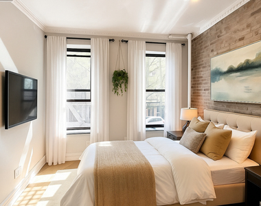 279 East 10th Street - Photo Thumbnail 1