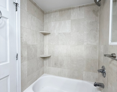 279 East 10th Street - Photo Thumbnail 8
