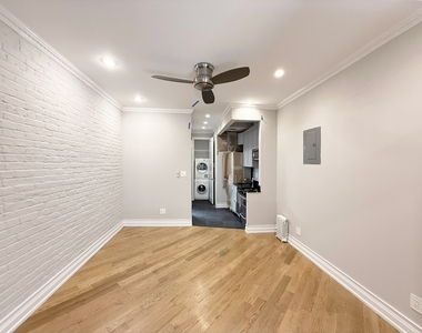 279 East 10th Street - Photo Thumbnail 9